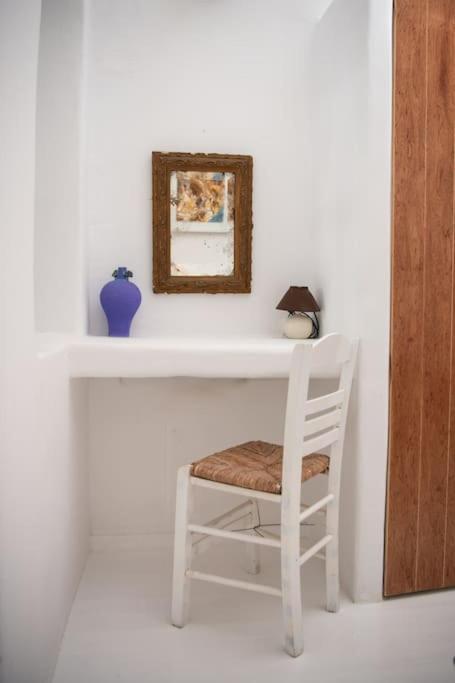 Astrea Suites "Ostria Cave Villa-Outdoor Jacuzzi" Oía Exterior foto